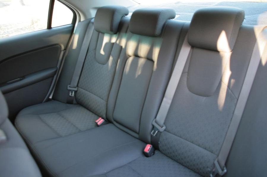  Ford Fusion SE 6MT 2010 года  (фото 10 из 35)